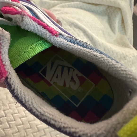 Vans Retro Girls Shoes - Picture 3 of 4